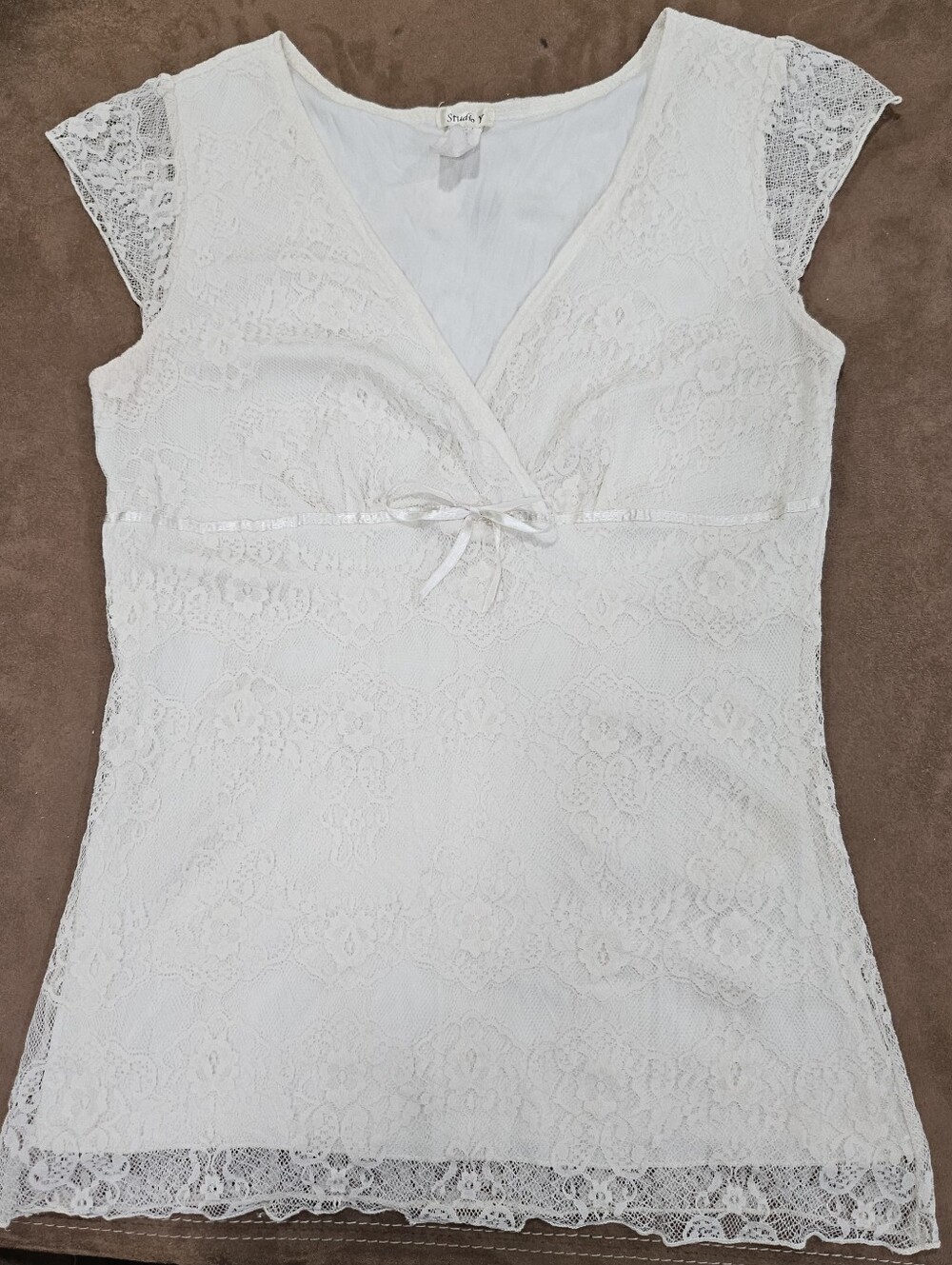 Gorgeous authentic vintage late 1990s / early 2000s Y2K Studio Y lace babydoll t